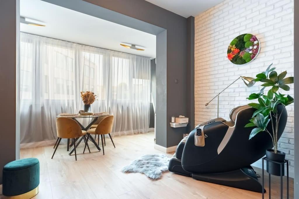 Intercontinental Apart - Massage Terrace Fireplace 布加勒斯特 外观 照片