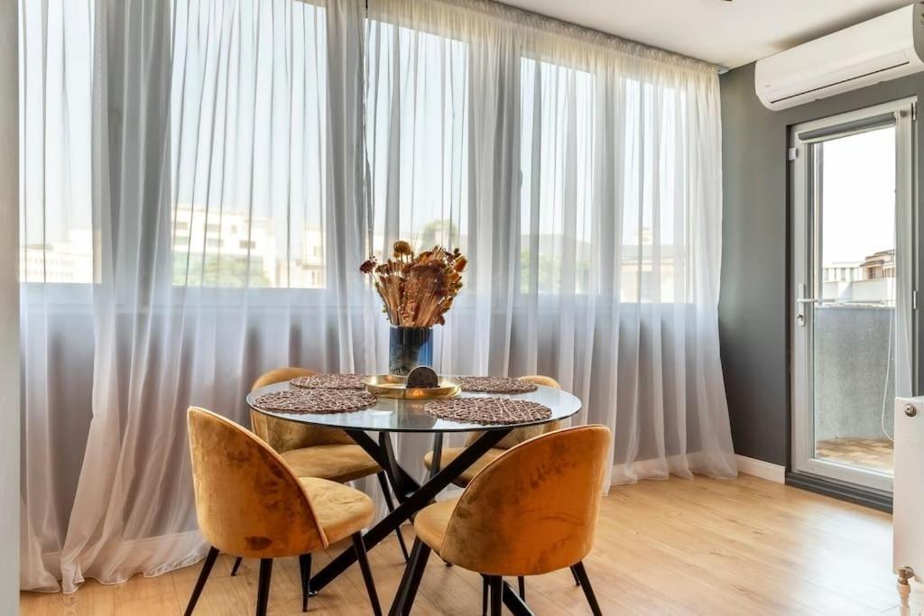 Intercontinental Apart - Massage Terrace Fireplace 布加勒斯特 外观 照片